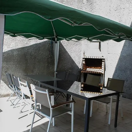 Mestas * Кангас-дель-Нарсеа